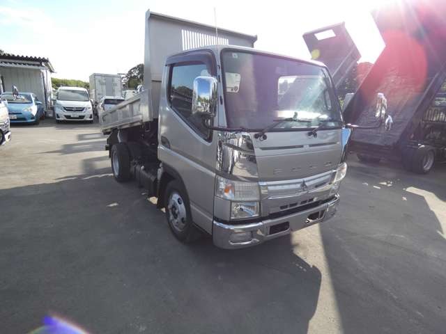 Mitsubishi Fuso Canter 2