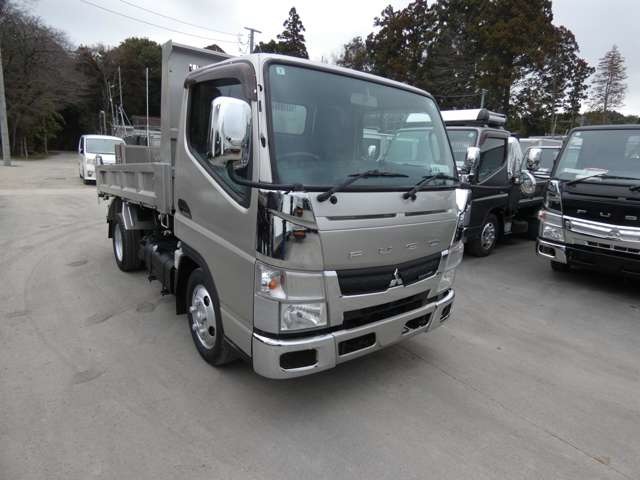 Mitsubishi Fuso Canter 2
