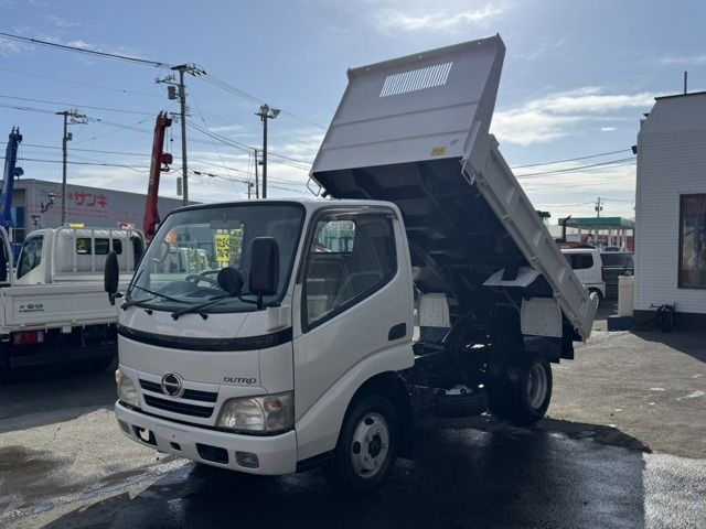 2008 Hino Dutro