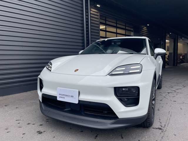 2026 Porsche Macan