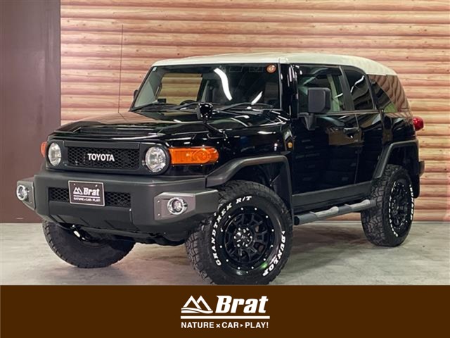 Toyota FJ Cruiser 2