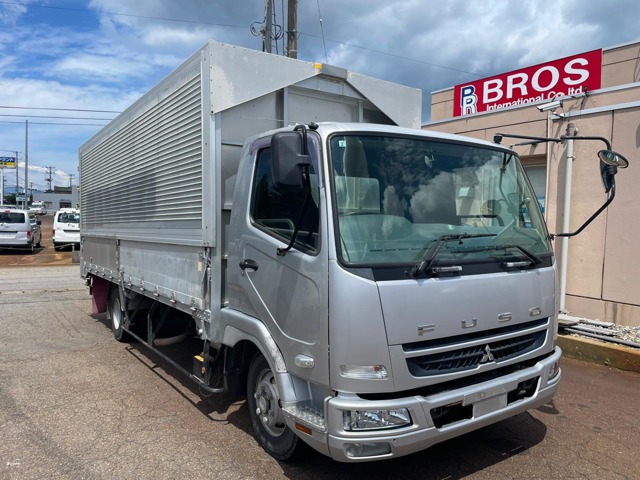 Mitsubishi Fuso Fighter 1