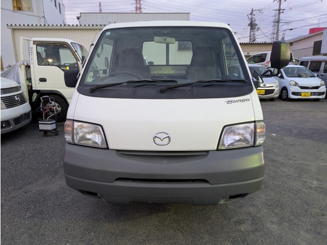 2005 Mazda Bongo Truck