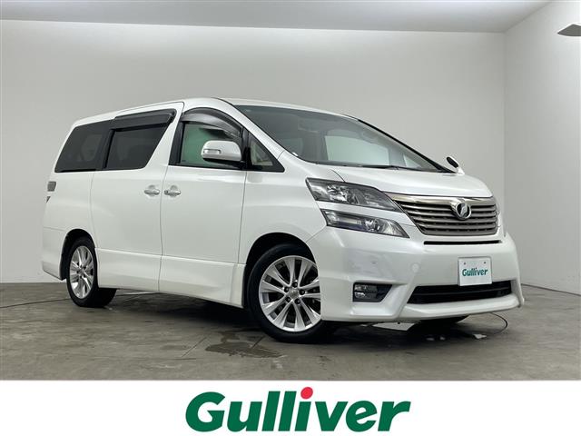 Toyota Vellfire 2