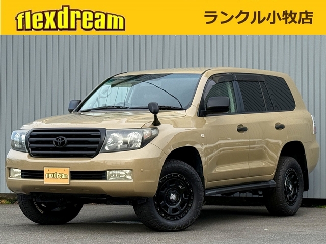 Toyota Land Cruiser 200 1