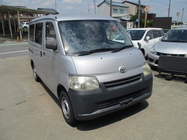 Toyota Town Ace Van 1