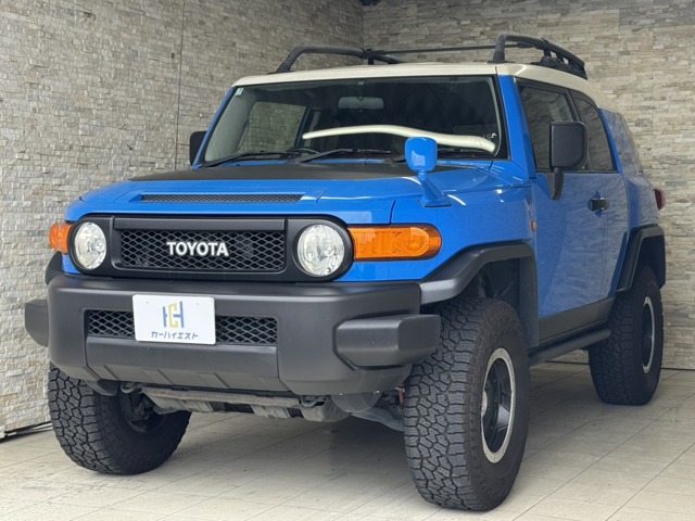 Toyota FJ Cruiser 2