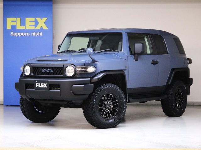 Toyota FJ Cruiser 2