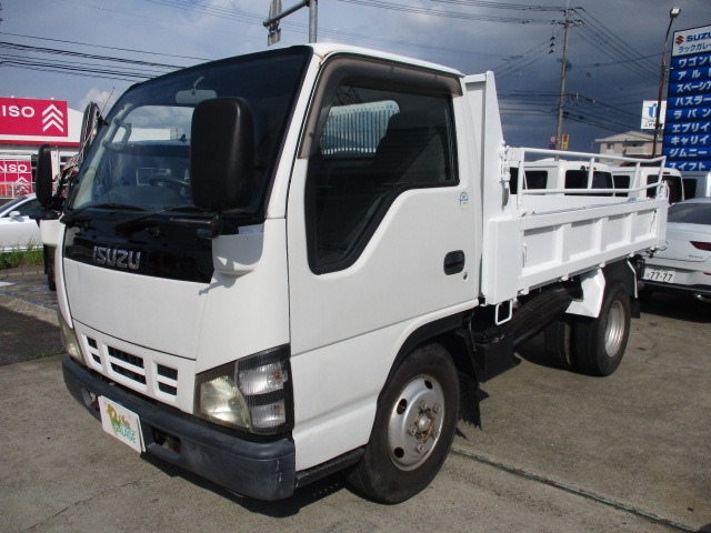 2005 Isuzu Elf