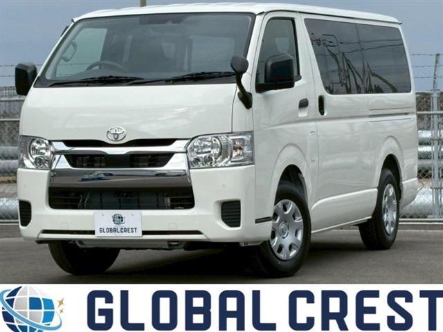 Toyota Hiace Van 1