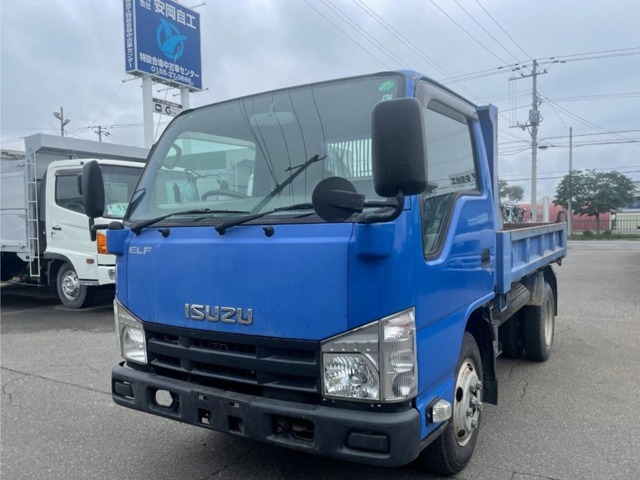 2011 Isuzu Elf