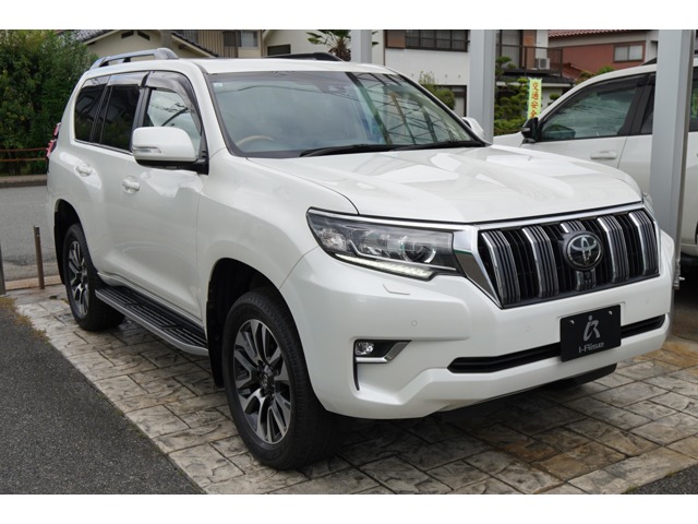 Toyota Land Cruiser Prado 1