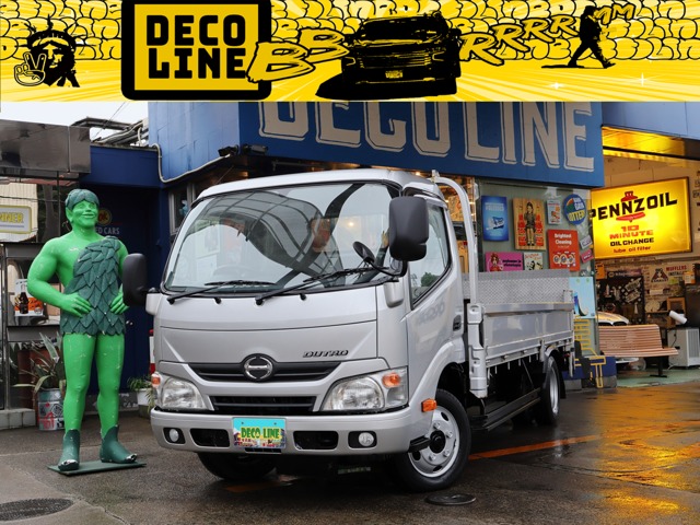 Hino Dutro 1