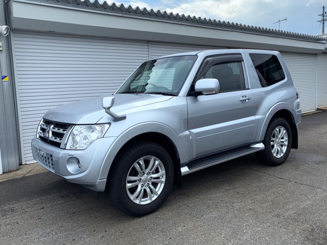 Mitsubishi Pajero 1