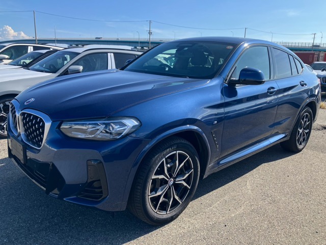 2023 BMW X4