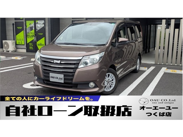 Toyota Noah 1