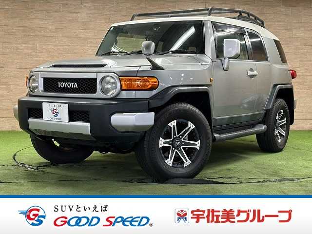 Toyota FJ Cruiser 2