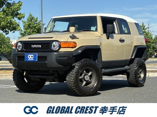 Toyota FJ Cruiser 2
