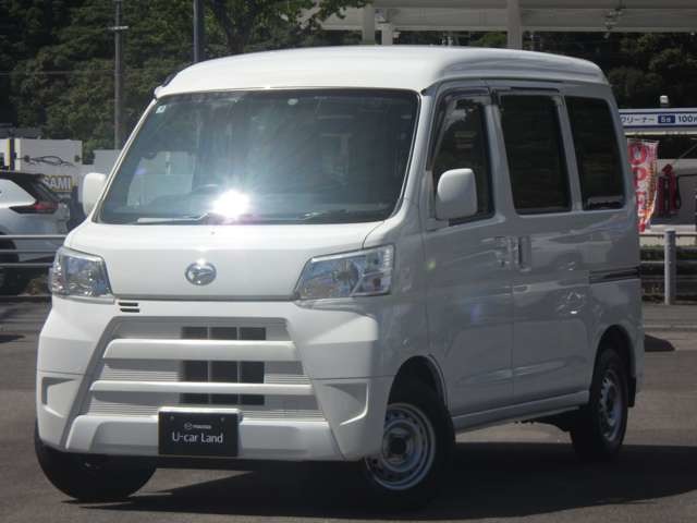 Daihatsu Hijet Cargo 1