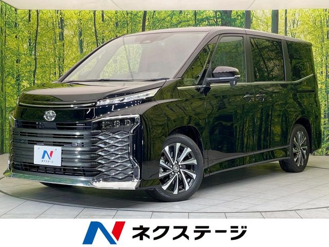 2023 Toyota Voxy
