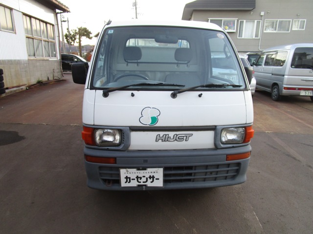 Daihatsu Hijet Pickup 1