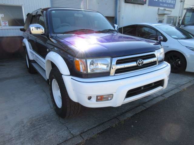 Toyota Hilux Surf 1