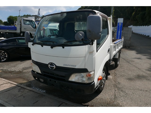 Hino Dutro 1