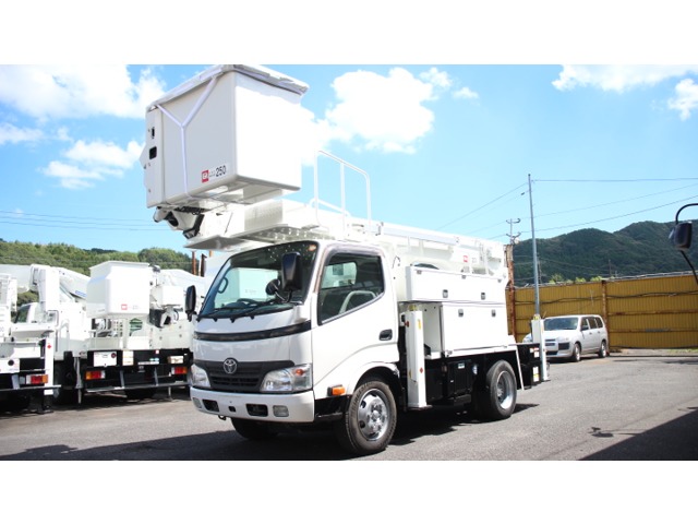 Toyota Toyoace 1