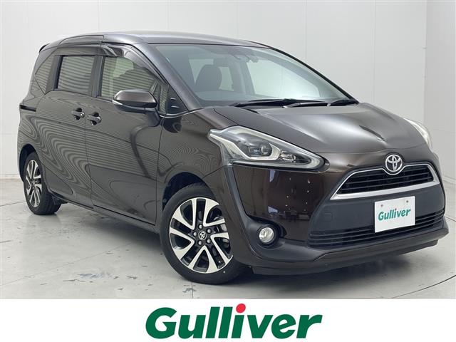 Toyota Sienta 1