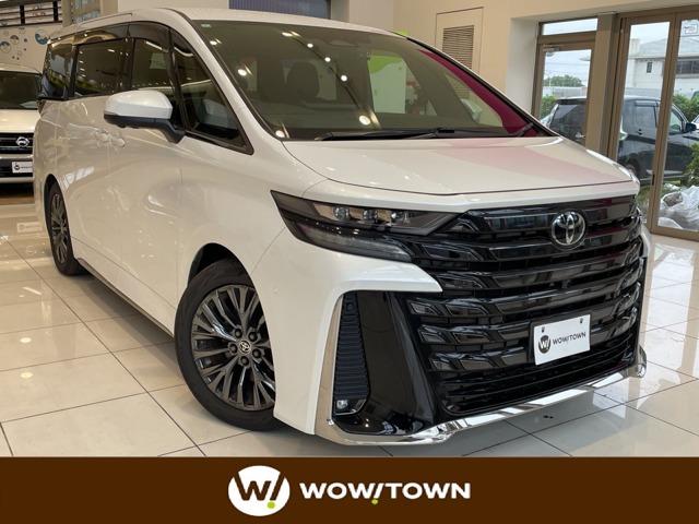 Toyota Vellfire 2