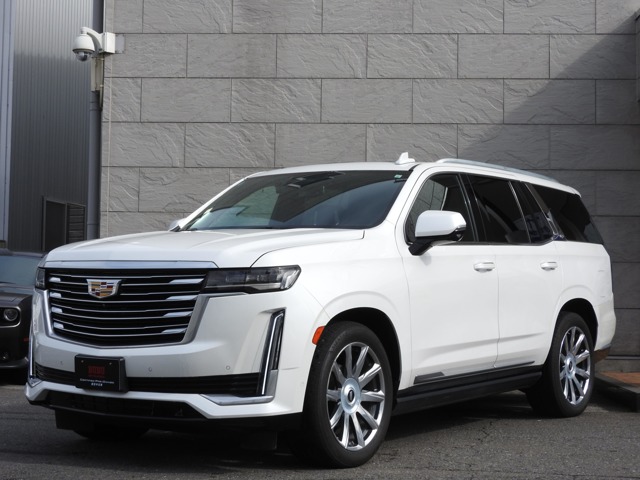 Cadillac Escalade Platinum 4WD, our dealership's one-owner car, sunroof, power seats, original 22-inch alloy wheels, original front and rear dash cams, ETC, power rear gate, LED headlights, paddle shift, third-row electric reclining seats, night vision, seat heater & cooler