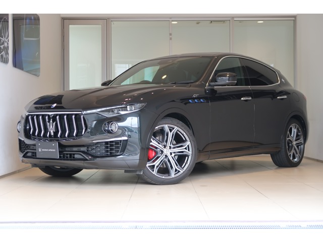Maserati Levante 1