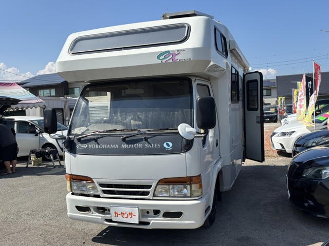 Isuzu Elf 1
