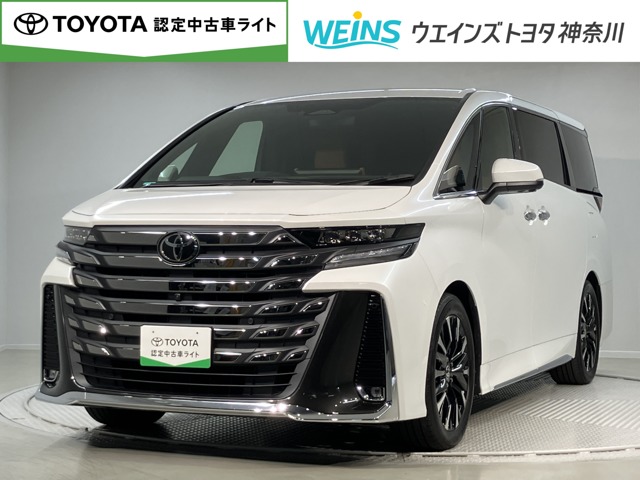 Toyota Vellfire 2
