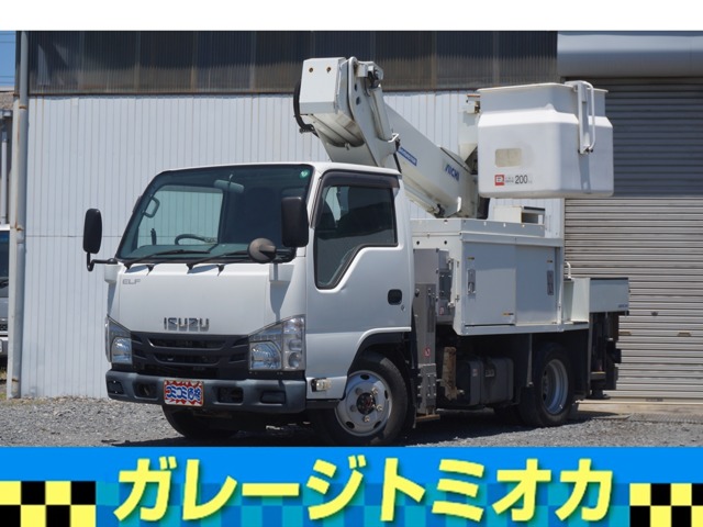 2017 Isuzu Elf