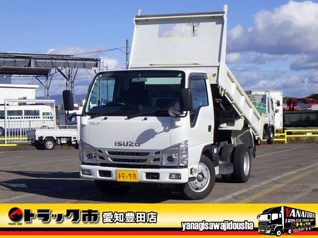 Isuzu Elf 1