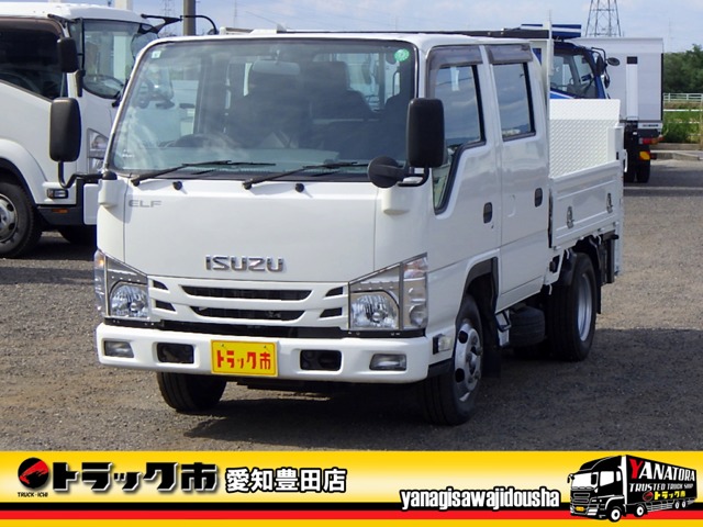 Isuzu Elf 1
