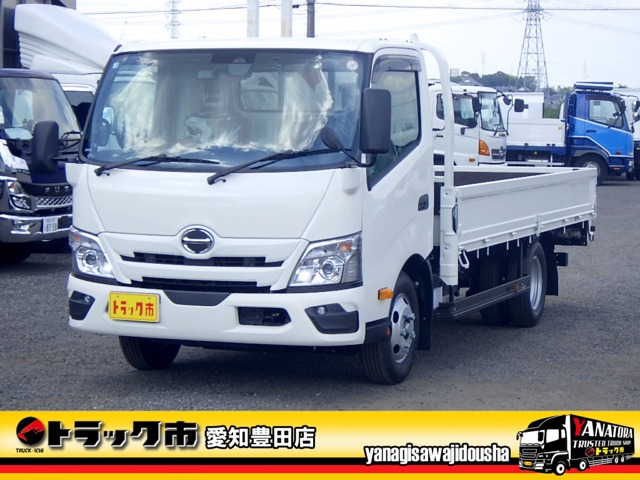 Hino Dutro 1