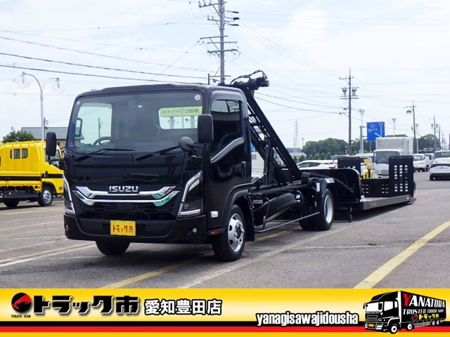 2024 Isuzu Elf