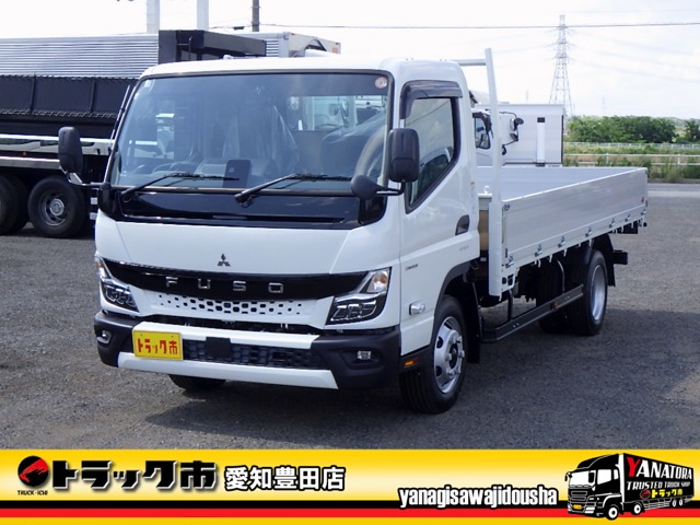 Mitsubishi Fuso Canter 1