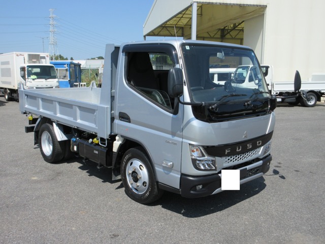 Mitsubishi Fuso Canter 1