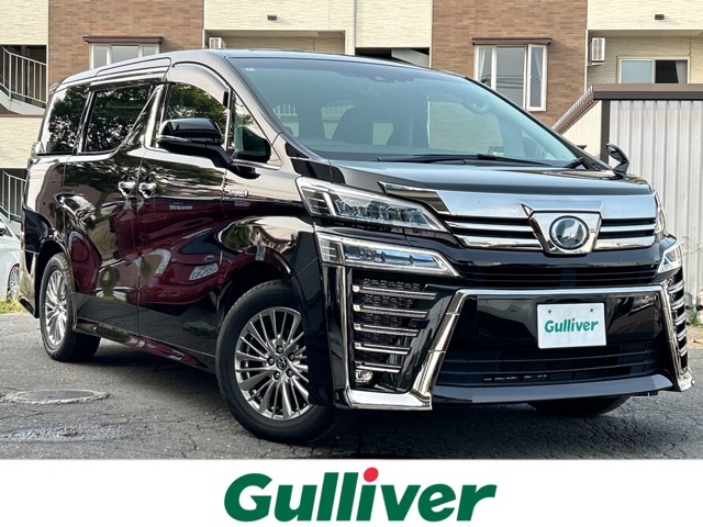 Toyota Vellfire 1
