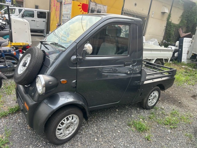 Daihatsu Midget II 1