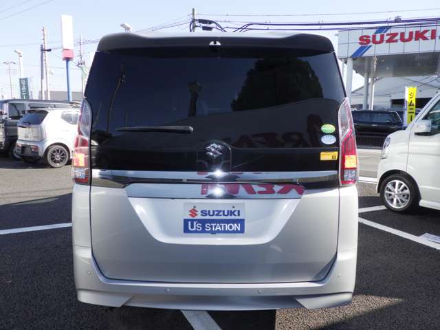 Suzuki Landy 11
