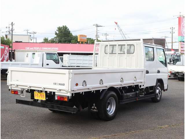 Mitsubishi Fuso Canter 2