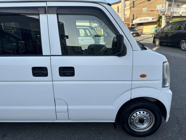 Suzuki Every 8