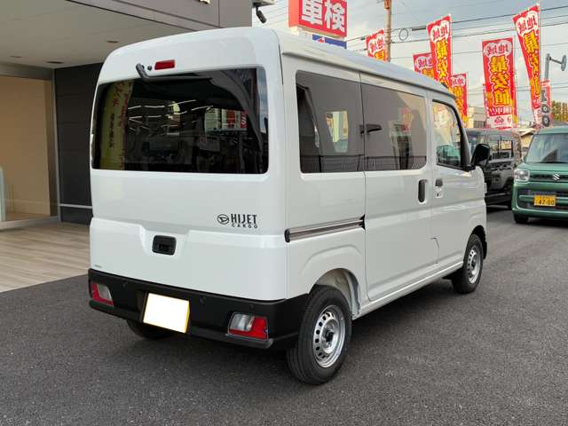 Daihatsu Hijet Cargo 10