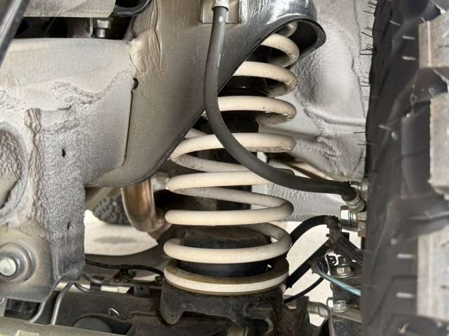 Suzuki Jimny 4