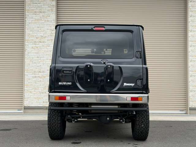 Suzuki Jimny 9