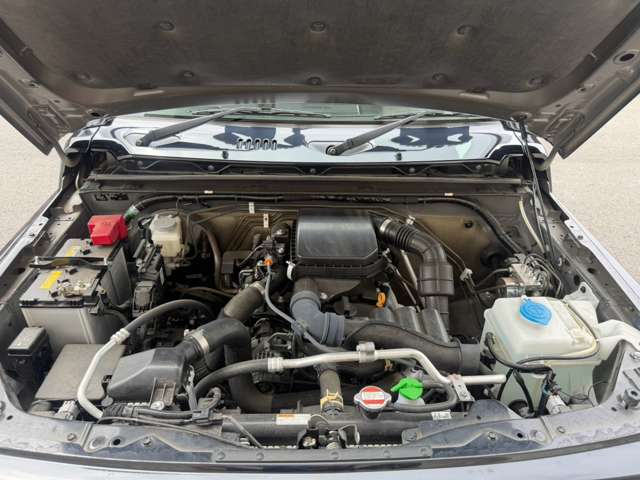 Suzuki Jimny 10